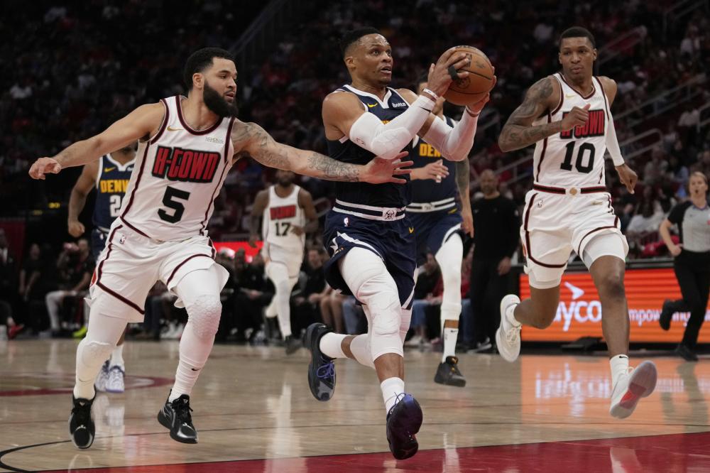 在交流中提 在交流中提