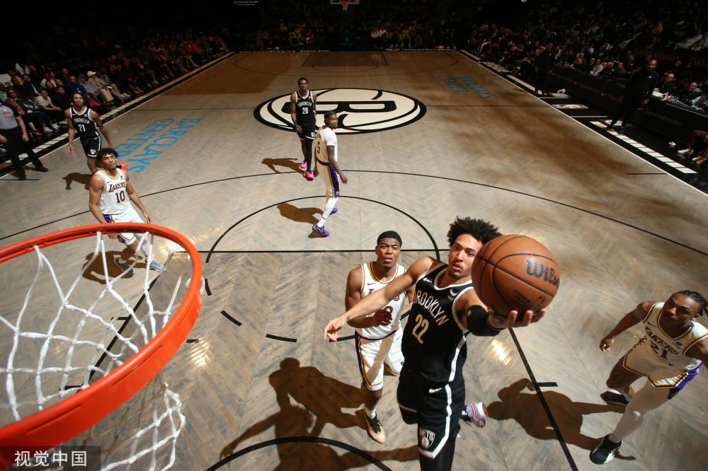 在观赛之余 在观赛之余