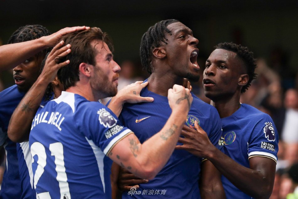 万美元的高 万美元的高