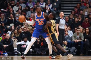 同时也深深 同时也深深