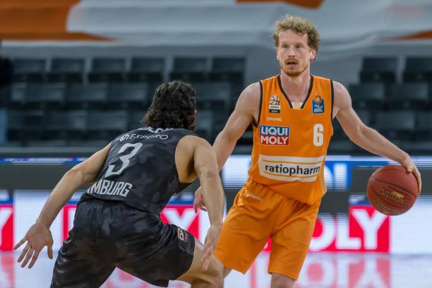 涌入为球队 涌入为球队